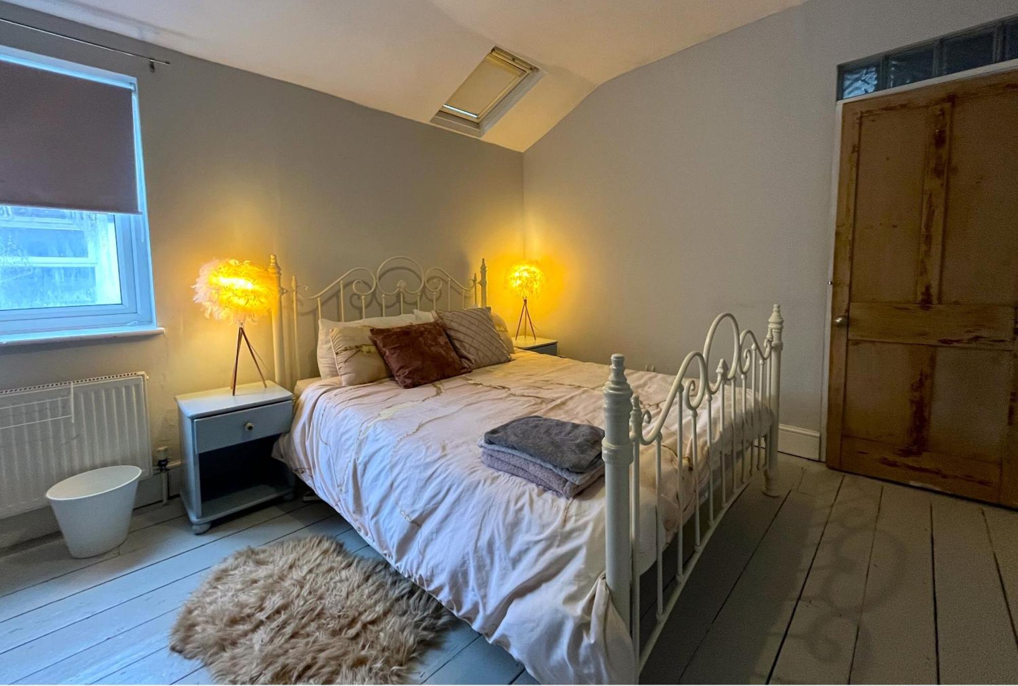 Charming Cottage Retreat With Garden - Sleeps 12 Bristol Exteriér fotografie
